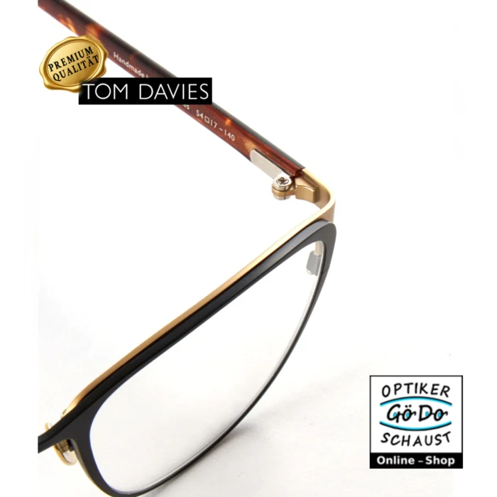 Premium Brillen im Online-Shop bei Optiker GoeDoSchaust