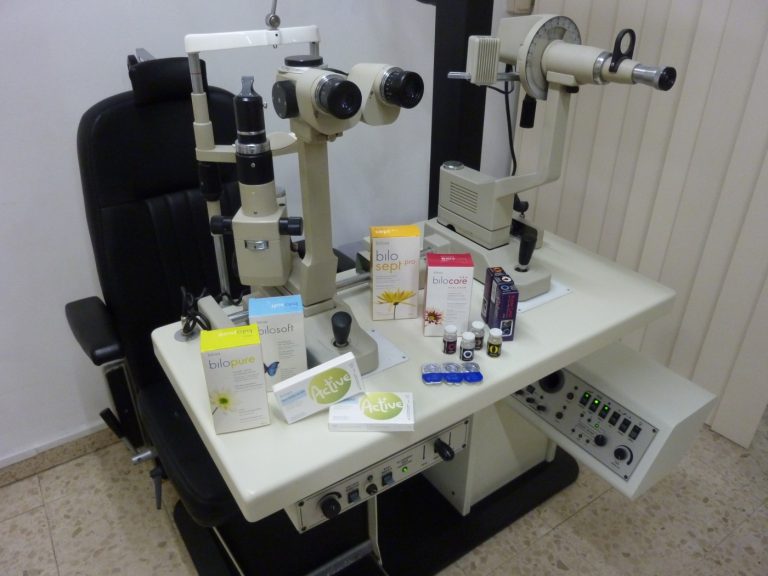 Optiker GöDoSchaust - Wien Meidling - Kontaktlinsen Anpassung